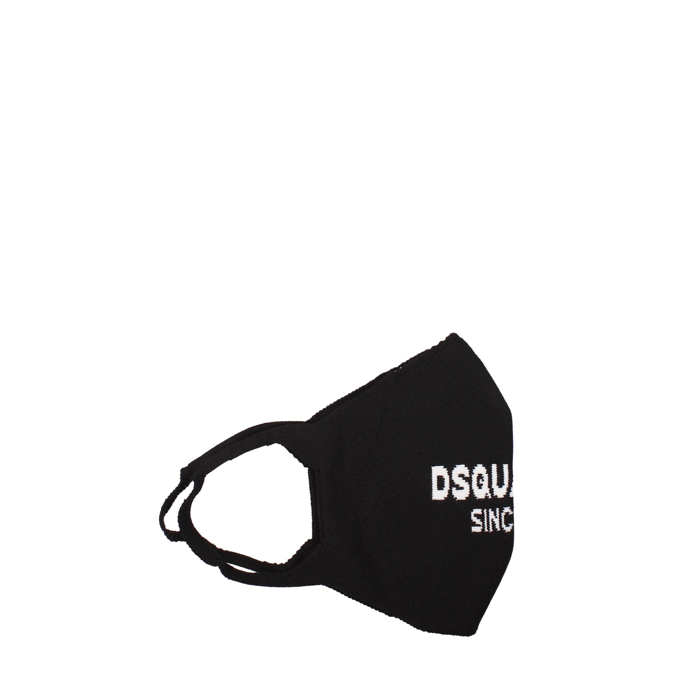 Black Polipropilene FacemaskDescription: The product with MPN MAM00459204170M1296 and code F68499 polypropylene in black is a masks designed by Dsquared2. It has features like front logo. Additional Info: Style: Casual Materials: Cotton Composition: 45% P