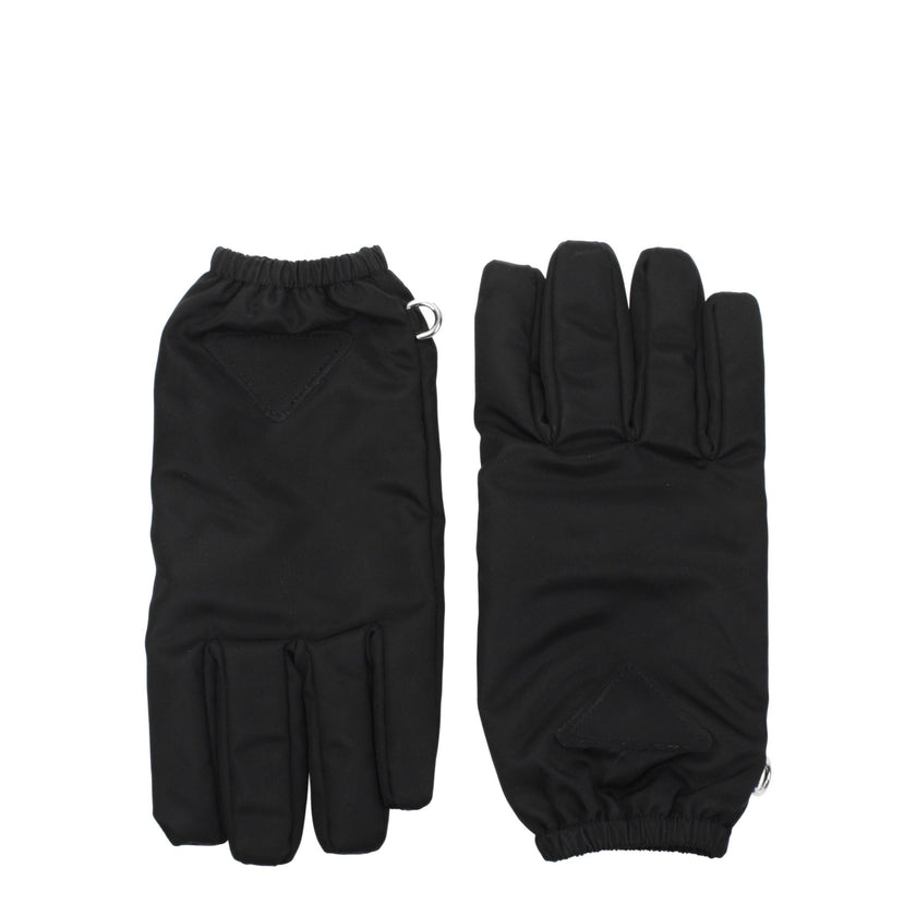 Black Nylon GlovesDescription: The product with MPN 2GG1701WQ8F0002 and code F72577 recycled nylon in black is a gloves designed by Prada. It has features like removable straps. Additional Info: Style: Casual Materials: Recycled Nylon MPN: 2GG1701WQ8F0002