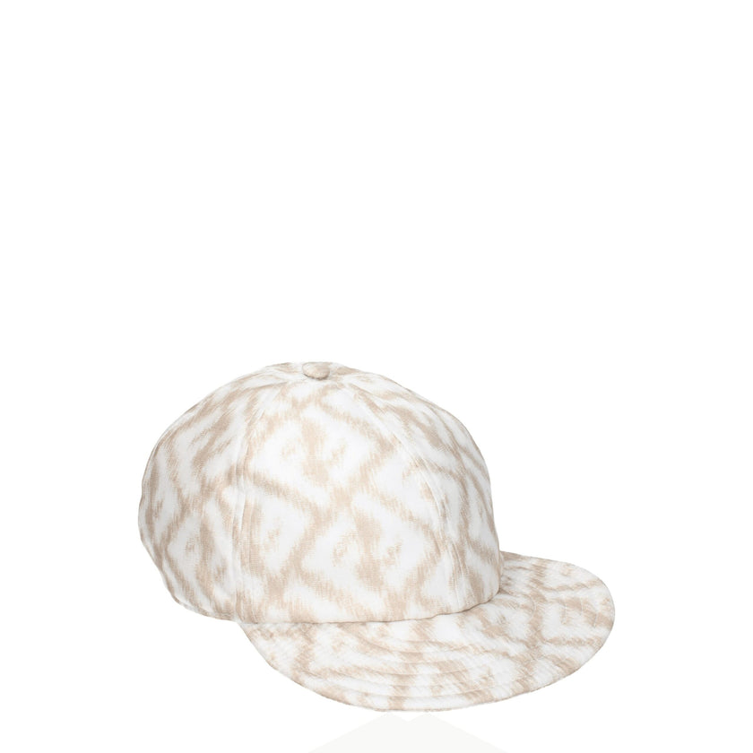 Beige Silk Cap (Baseball Hat)Description: The product with MPN FXQ961AN9LF0MXH and code F76286 silk in beige is a hats designed by Fendi. It has features like logo. Additional Info: Style: Casual Materials: Silk Composition: 100% silk Secondary color: Whi