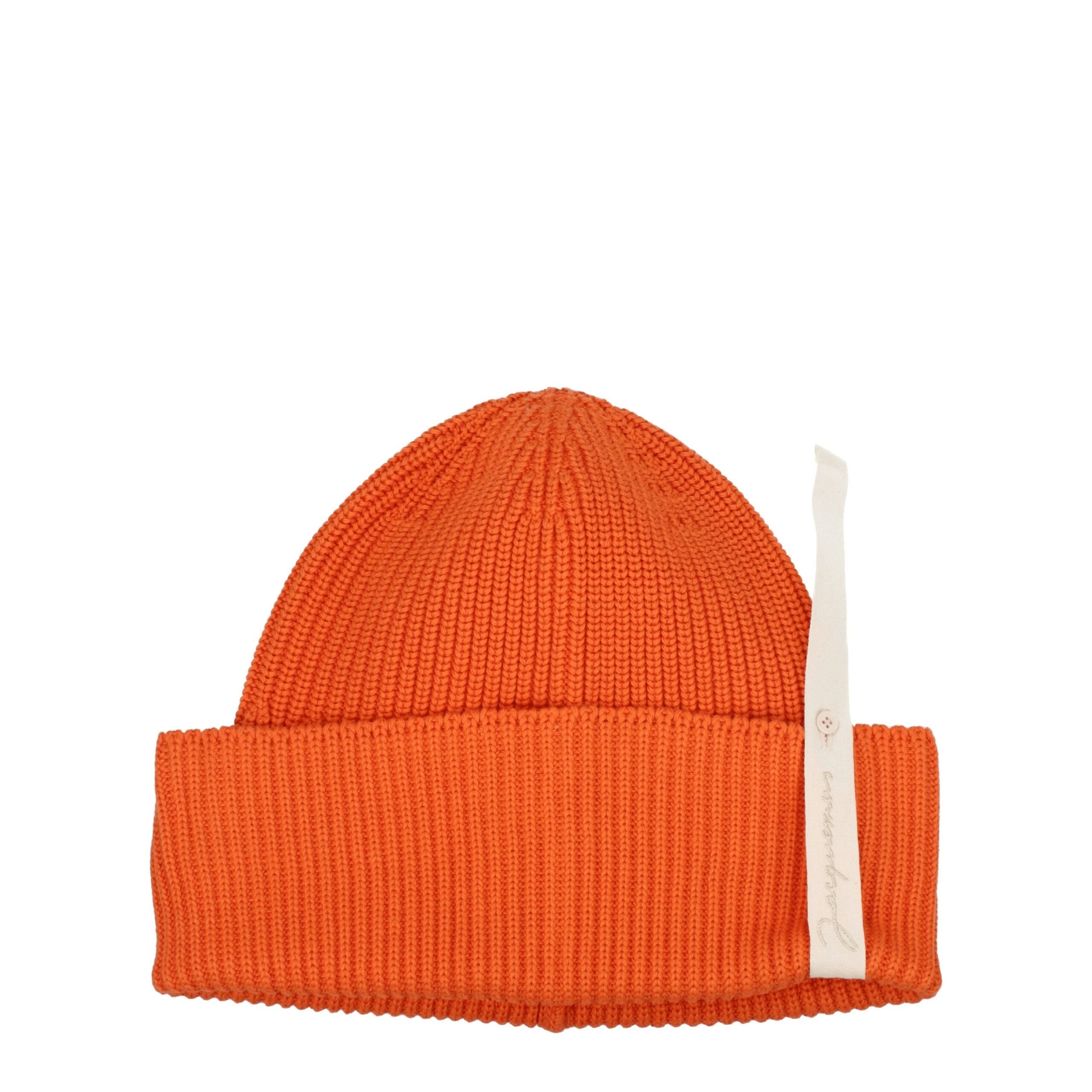 Orange Cotton BeanieDescription: The product with MPN 235AC5475045750 and code F78011 cotton in orange is a hats designed by Jacquemus. It has features like side logo. Additional Info: Style: Casual Materials: Cotton Composition: 100% cotton MPN: 235AC547