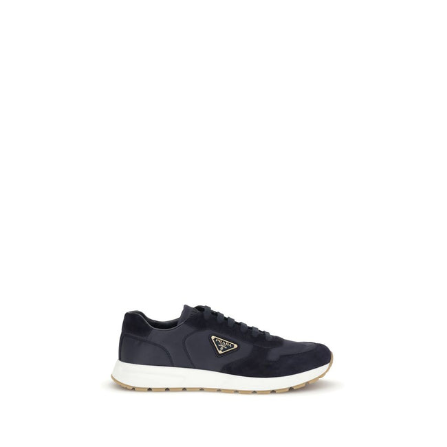 Blue Recycled Polyamide Athletic SneakersPrax 01 re-nylon Sneakers by Prada blend contemporary aesthetics and innovative materials. The upper with nylon lace loops lends a technical, modern look, enhanced by the enameled metal triangle logo and screen-pri