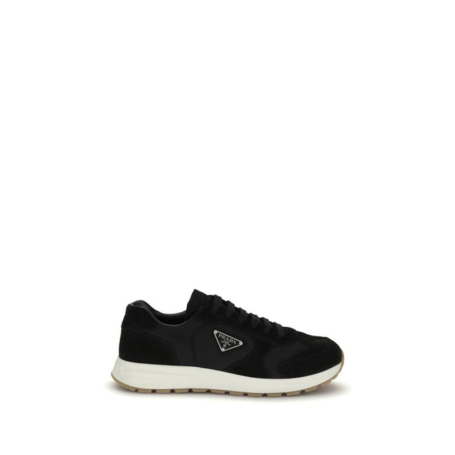 Black Recycled Polyamide Athletic SneakersPrax 01 re-nylon Sneakers by Prada blend contemporary aesthetics and innovative materials. The upper with nylon lace loops lends a technical, modern look, enhanced by the enameled metal triangle logo and screen-pr
