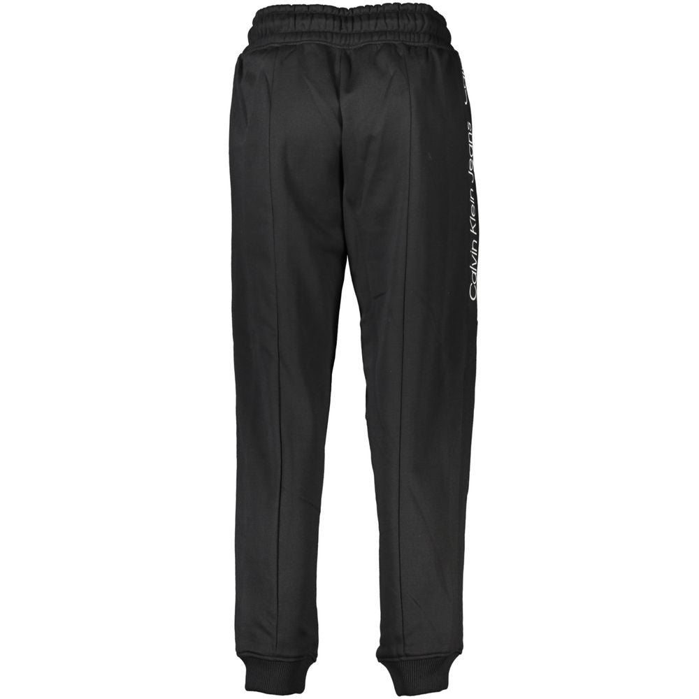 Black Polyester PantSPORTS TROUSERS, FLEECE INSIDE, ELASTIC WAIST WITH LACES, ELASTIC AT THE ANKLE, 2 POCKETS, CONTRAST DETAILS, LOGO, 50% RECYCLED POLYESTERBlack Polyester Pant${tagsCalvin KleinAulae Black Polyester Pant Calvin KleinAulae Black Polyester