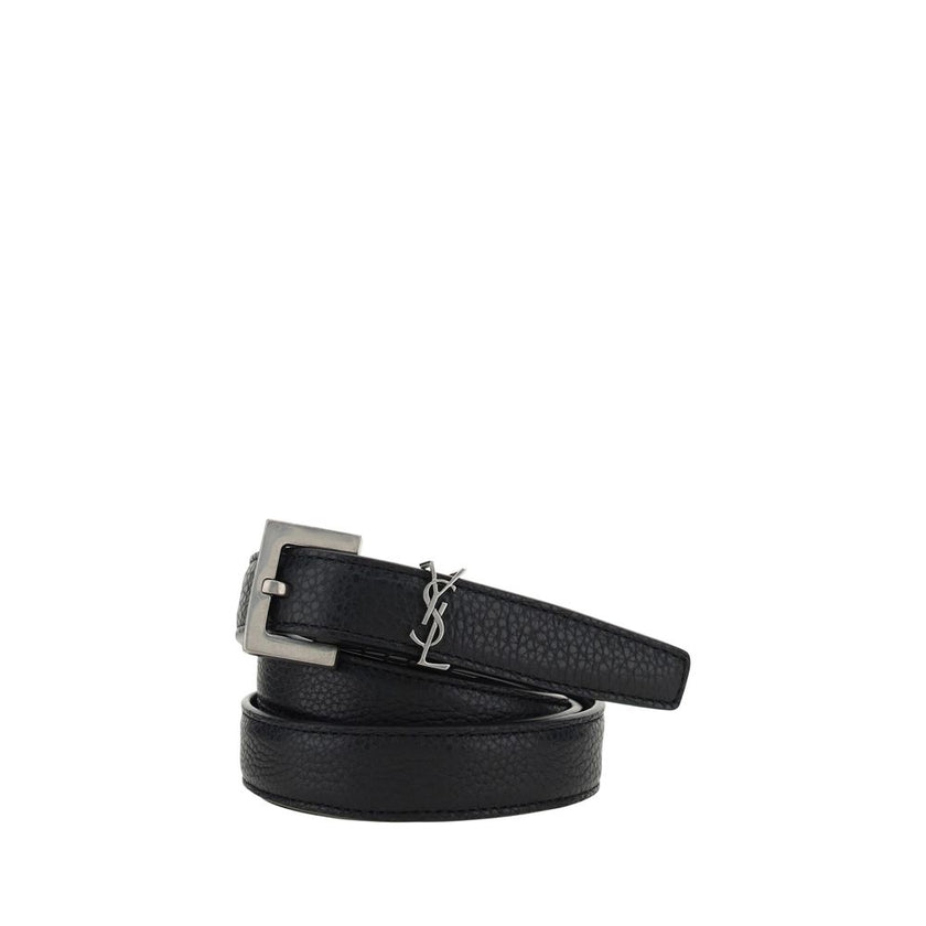 Black Calf Leather Bos Taurus Regular BeltSaint Laurent’s Cassandre leather Belt is a refined accessory that combines elegance and character. Made of grained leather, it stands out for its unique and sophisticated texture. The square buckle with a clean d