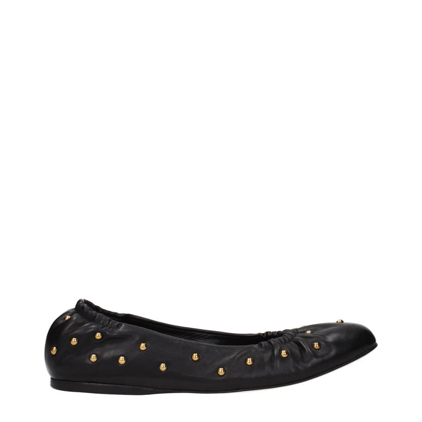 Black Leather Ballet FlatsDescription: The product with MPN CHC24A03QMH001 and code F84743 leather in black is a ballet flats designed by Chloé. It has features like studs.Black Leather Ballet Flats${tagsChloéAulae Black Leather Ballet Flats ChloéAulae Bl