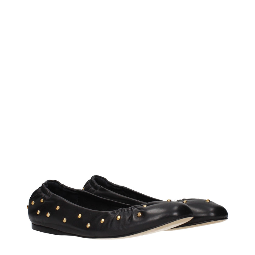Black Leather Ballet FlatsDescription: The product with MPN CHC24A03QMH001 and code F84743 leather in black is a ballet flats designed by Chloé. It has features like studs.Black Leather Ballet Flats${tagsChloéAulae Black Leather Ballet Flats ChloéAulae Bl