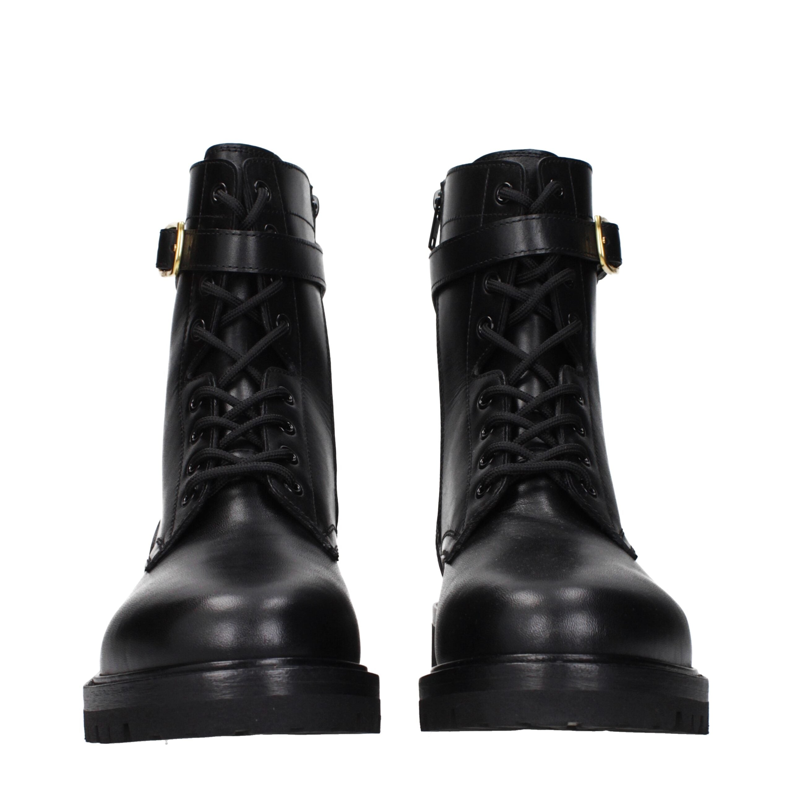 Black Leather Ankle BootsDescription: The product with MPN 356763882C38NO and code F84771 leather in black is a ankle boots designed by Celine. It has features like side logo, back logo. Additional Info: Closing type: Zip Closure Shoe sole: Rubber Heel he