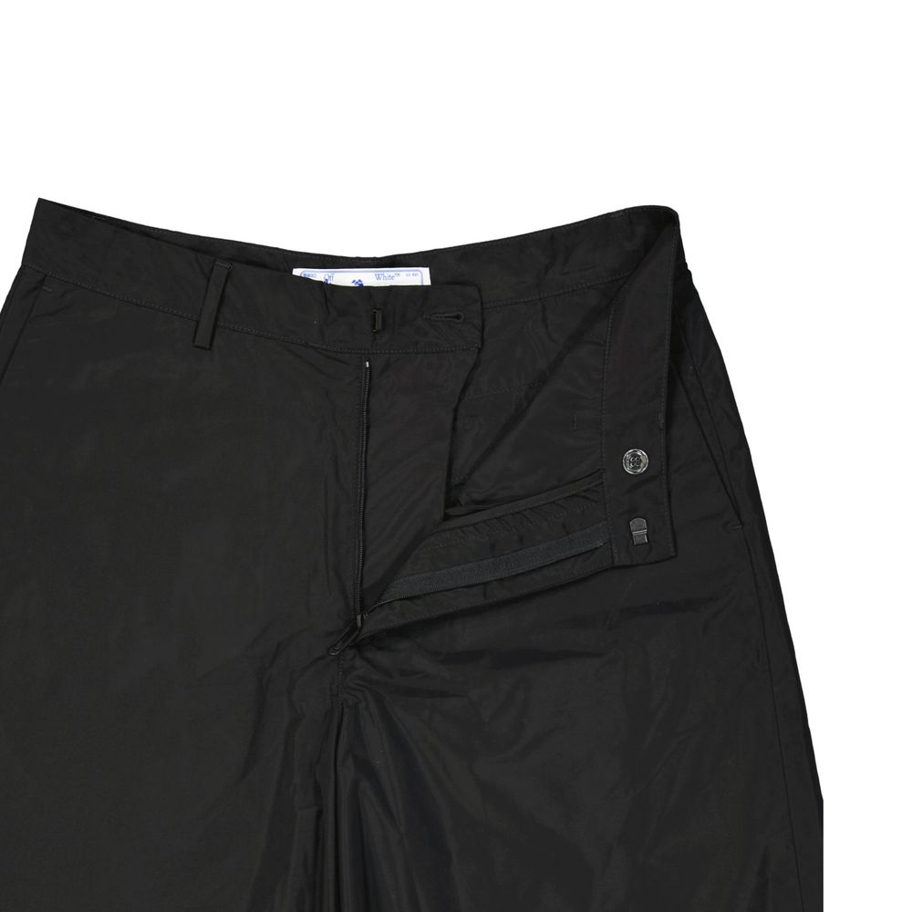 Black Polyester Short And Mini ShortsDescription: – Composition: 100% Polyester – Two side pockets – Belt loops – Machine wash – Two back pockets – Hook, button and zip closure – Made in Italy – Gender: MEN –Black Polyester Short And Mini Shorts${tagsOff-