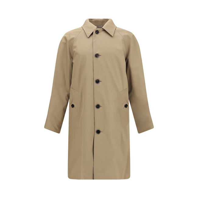 Brown Cotton CoatThe Chevington Reversible Coat by Burberry is crafted from cotton and finished with a clean design that balances functionality and style. Featuring a classic collar, long sleeves, and a button front closure, it stands out for its reversib
