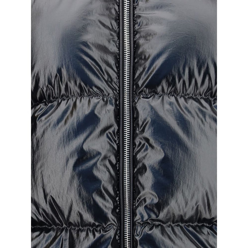 Black Polyamide Full-Length JacketThe Lothar Short Down Jacket with hood from Moncler x EE72 by Edward Enninful combines style and functionality. Crafted from nylon with a longue saison lining, it features lightweight yet warm padding, ideal for colder da
