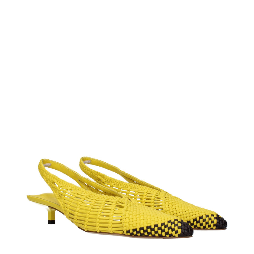 Yellow Leather Flat SandalsDescription: The product with MPN 241FO1384357250 and code F84876 leather in yellow is a sandals designed by Jacquemus.Yellow Leather Flat Sandals${tagsJacquemusAulae Yellow Leather Sandals JacquemusAulae Yellow Leather Sandals