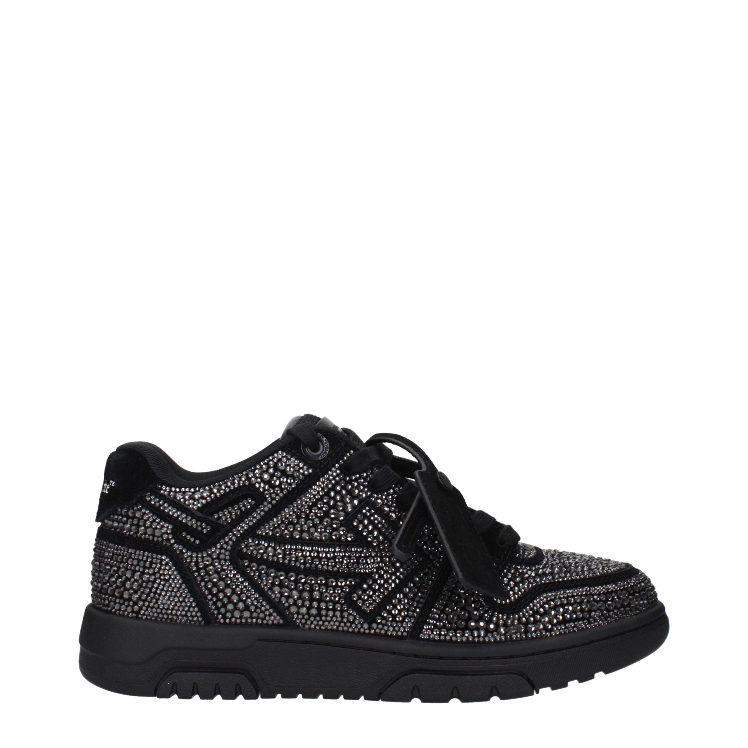 Black Leather SneakersDescription: The product with MPN OMIA189LEA0091010 and code F84966 suede in black is a sneakers designed by Off-White. It has features like front logo, side logo, back logo, front detail, rhinestone.Black Leather Sneakers${tagsOff-W