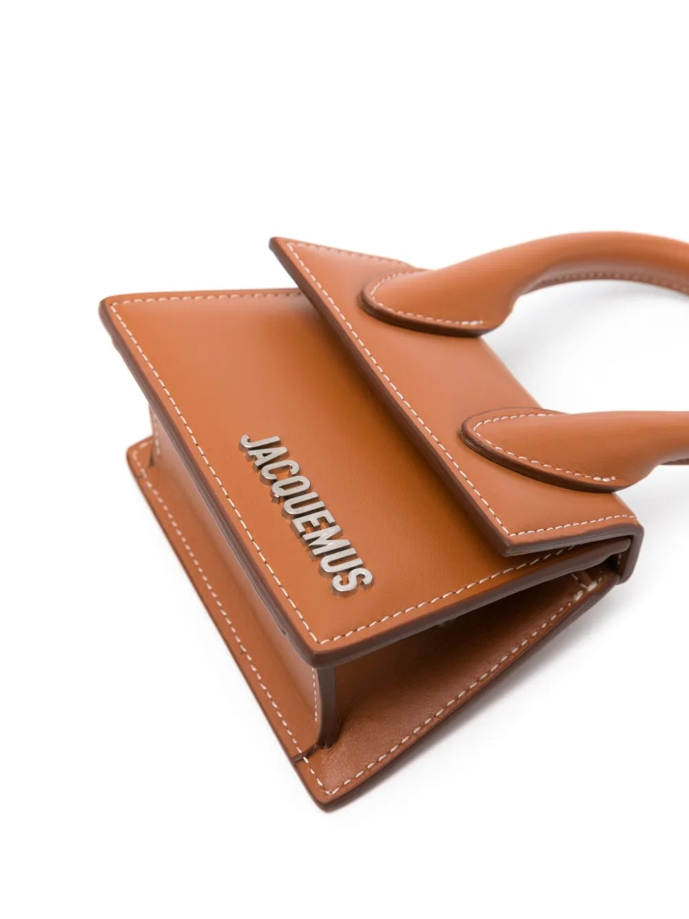 Light Brown Le Chiquito Homme Crossbody BagJACQUEMUS Gorgeous brand new, 100% Authentic Jacquemus Le Chiquito Homme Crossbody Bag Model: 3700943796714 Color: Light Brown with Silver Hardware – Reinforced handle – Magnetic flap closure – Removable long sho