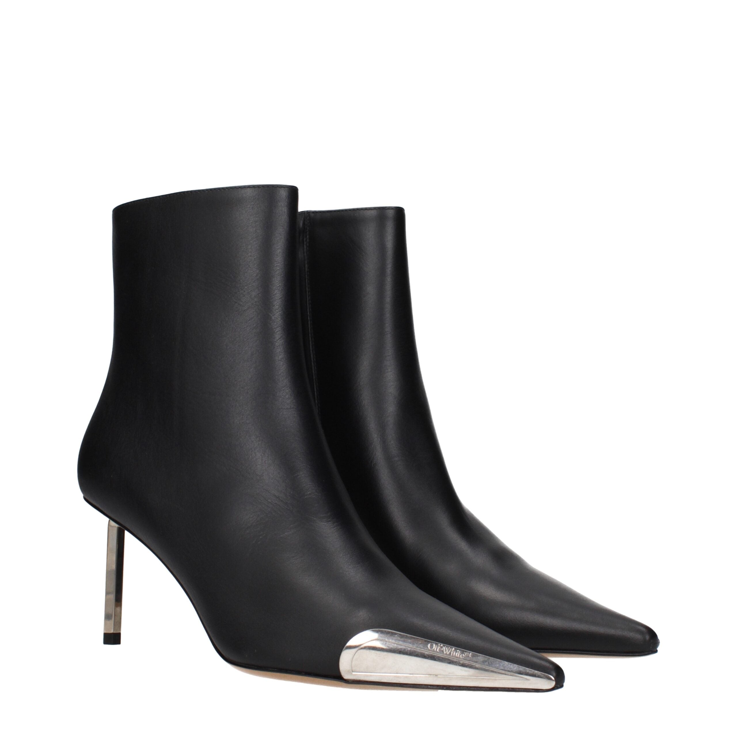 Black Leather Ankle BootsDescription: The product with MPN OWID054LEA0011072 and code F84973 leather in black is a ankle boots designed by Off-White. It has features like side logo, vintage effect.Black Leather Ankle Boots${tagsOff-WhiteAulae Black Leathe