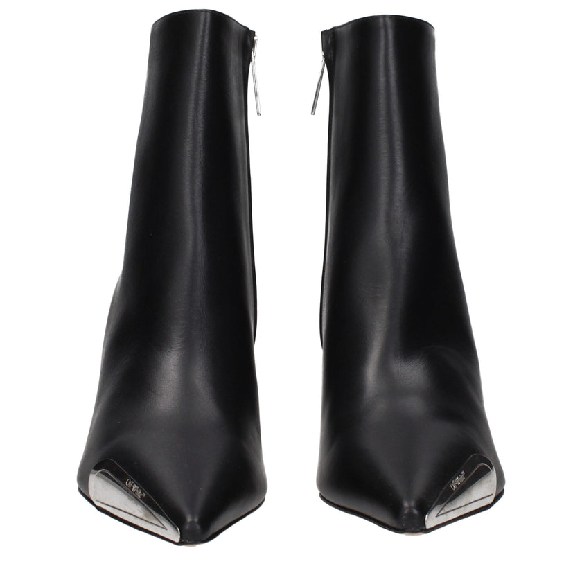 Black Leather Ankle BootsDescription: The product with MPN OWID054LEA0011072 and code F84973 leather in black is a ankle boots designed by Off-White. It has features like side logo, vintage effect.Black Leather Ankle Boots${tagsOff-WhiteAulae Black Leathe