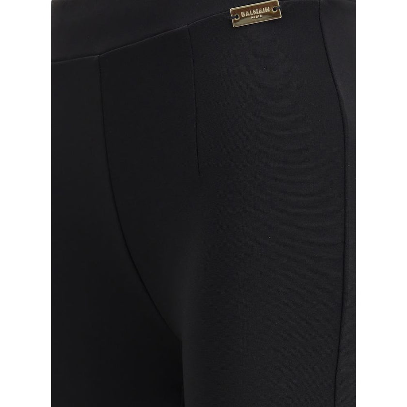 Jersey stirrup leggingsThe Jersey stirrup leggings by Balmain are an essential piece with a bold character, perfect to complete modern and refined looks. The design features an elasticated waistband for comfort and a perfect fit, an invisible zip fastenin