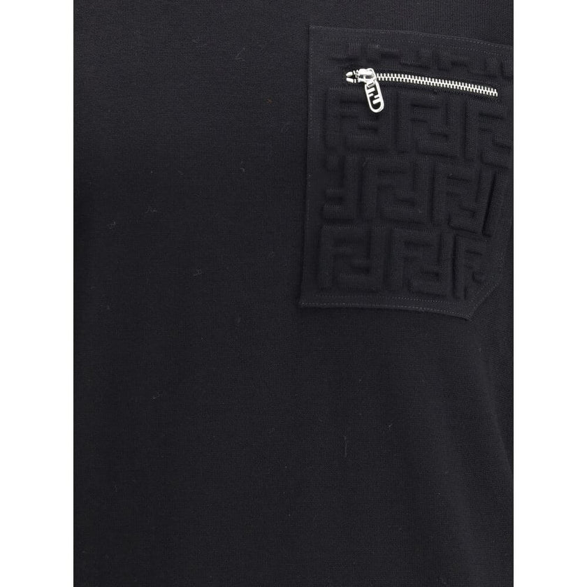 Black Fleece Wool SweatshirtVirgin wool Sweater by Fendi features a ribbed crew neck, cuffs and hem for a comfortable and defined fit. The zippered slit pocket adds a practical and modern touch, while the iconic embossed FF logo gives the garment a distin