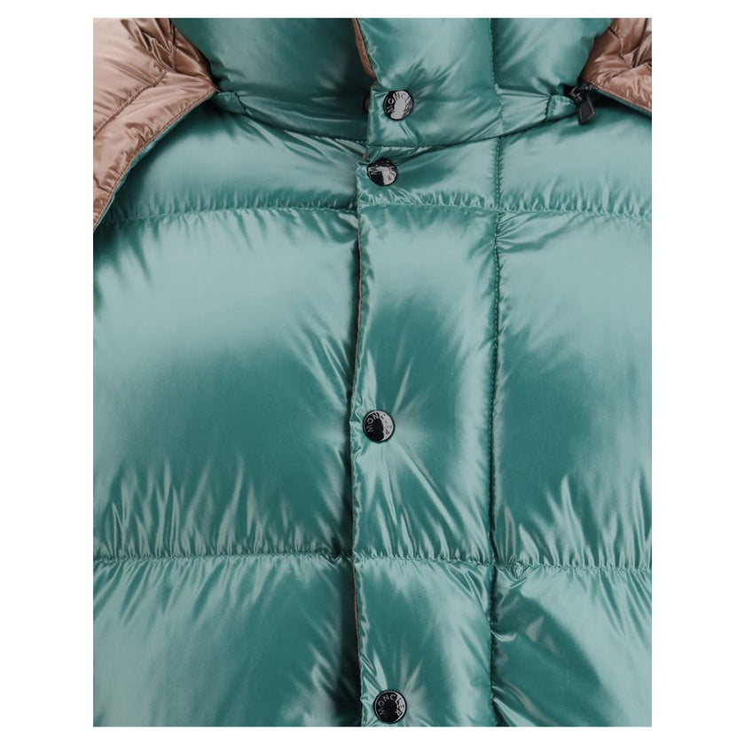 Parana Down JacketParana Down Jacket by Moncler is made of iconic laqué nylon with coordinating lining and warm, enveloping padding. The design includes a removable and adjustable hood, zipper and snap closure, practical zipper pockets and drawstring hem