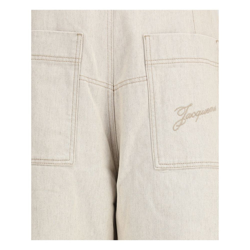 Beige Cotton Jeans DenimThe Carré de-Nîmes cargo Jeans bring a contemporary twist to a utility classic. Crafted from soft cotton and hemp denim, they feature a high waist with engraved metal button closure and belt loops. Wide, straight legs are reinforce