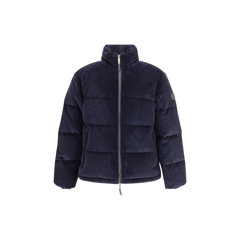 Blue Cotton CoatThe Burberry cropped Corduroy Down Jacket redefines outerwear with a refined, contemporary edge. Featuring an oversized fit and dropped shoulders for modern volume, it comes with a stand-up collar and a concealed detachable hood for added