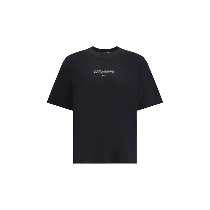Black Cotton T-ShirtThe Statement Skate Short Sleeves Tee by Off-White is a quintessential staple of contemporary fashion. Crafted from premium Cotton, it features bold lettering across the front, embodying the brand’s distinctive and assertive style. Wit