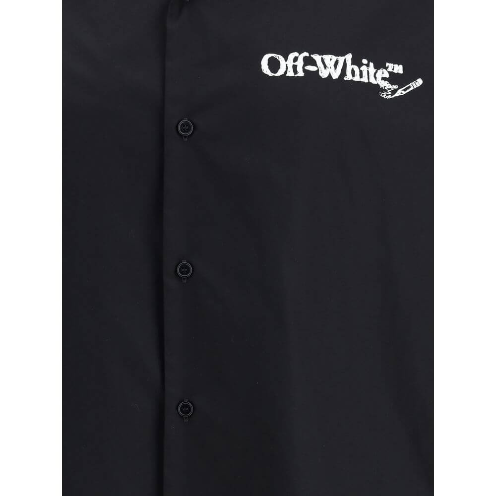 Black Cotton Pattern ShirtThe Off-White™ bowling Shirt in Poplin reimagines a menswear classic through the brand’s signature urban lens. Featuring a classic collar and front button closure, the piece is defined by the bold painted arrow print on the back,