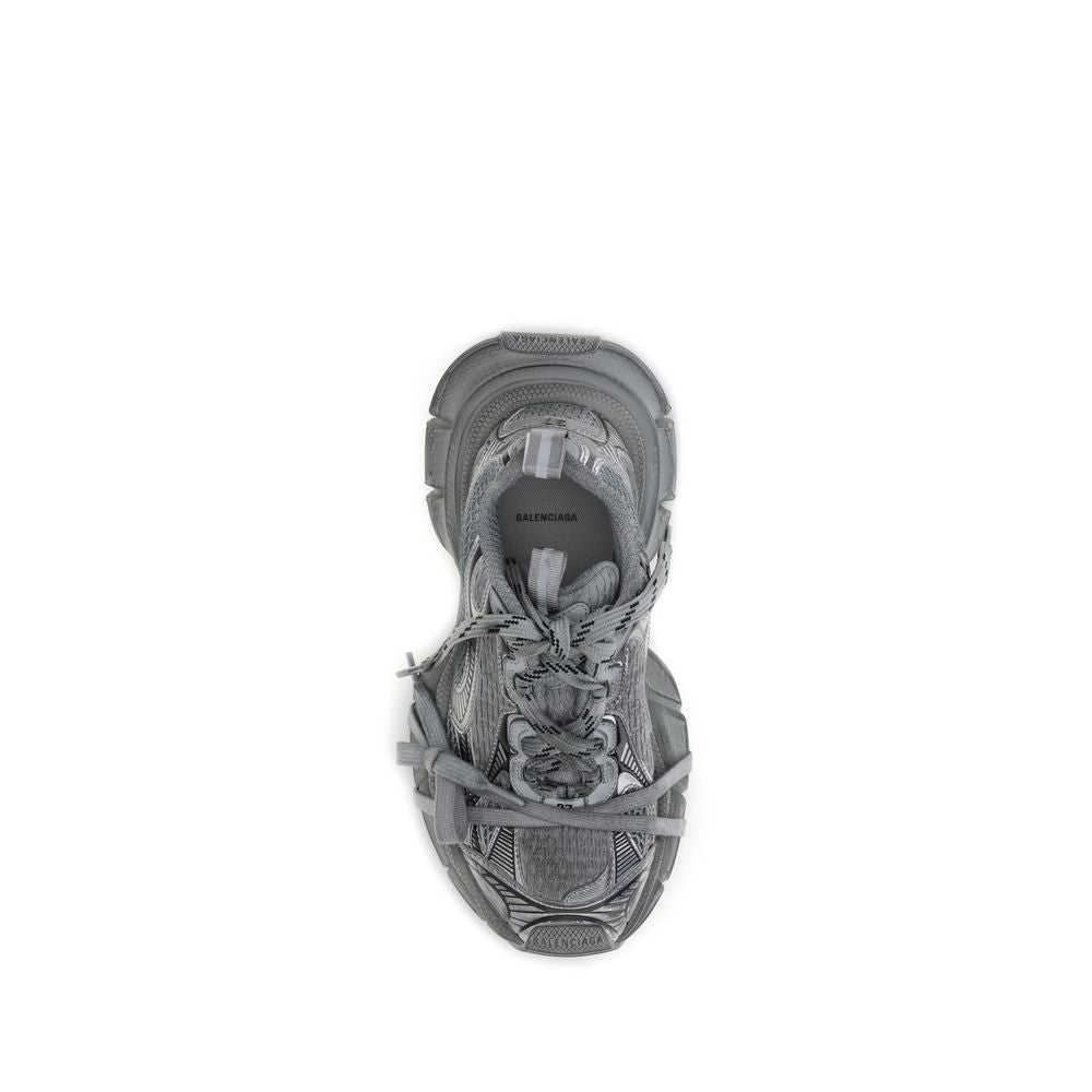 Gray Polyurethane Chunky Sneakers3XL Sneakers by Balenciaga combine futuristic aesthetics and streetwear spirit in a bold and recognizable design. Featuring a front closure with multiple laces and a double tongue, they feature an oversized construction wi