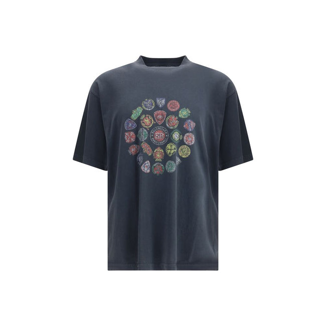 Black Cotton T-ShirtThe Cotton logo print T-shirt by Balenciaga stands out for its refined simplicity. Crafted from pure cotton, it features short sleeves, a crew neckline and a straight cut that enhances its regular fit. The graphic logo print on the fro