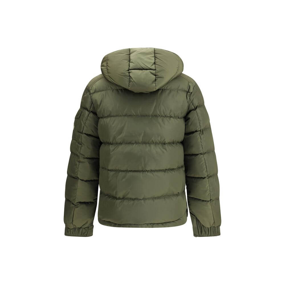 Maya Down JacketMaya Down Jacket by Moncler with adjustable drawstring hood and removable thanks to practical buttons. The high collar ensures protection, while the front closure with double slider zip guarantees functionality and comfort. It has two side
