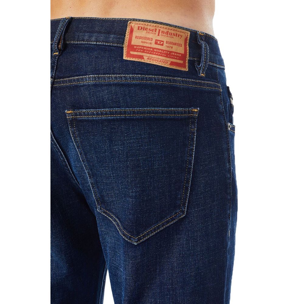 Blue Cotton Jeans DenimDiesel slim-fit jeans in dark blue cotton with a slight stretch, five pockets, button fastening, logo patch on the backBlue Cotton Jeans Denim${tagsDieselAulae Blue Cotton Jeans Denim DieselAulae Blue Cotton Jeans Denim Diesel slim-