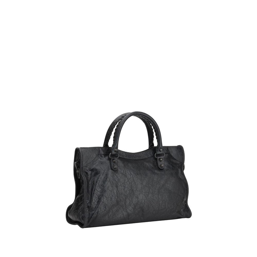 Black Calf Leather Bos Taurus Shoulder BagBalenciaga’s Le City Medium Shoulder Bag is a high-class item made of fine lambskin leather that combines elegance and functionality. The two hand-woven leather handles lend an artisanal and refined touch, while t