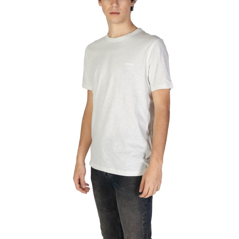 White Cotton T-ShirtThe Boss Tegood 10240843 01 50508243 men’s short-sleeved t-shirt is an essential piece for those who value both style and comfort. Made from 100% high-quality cotton, this t-shirt offers a soft feel against the skin and a natural fit,
