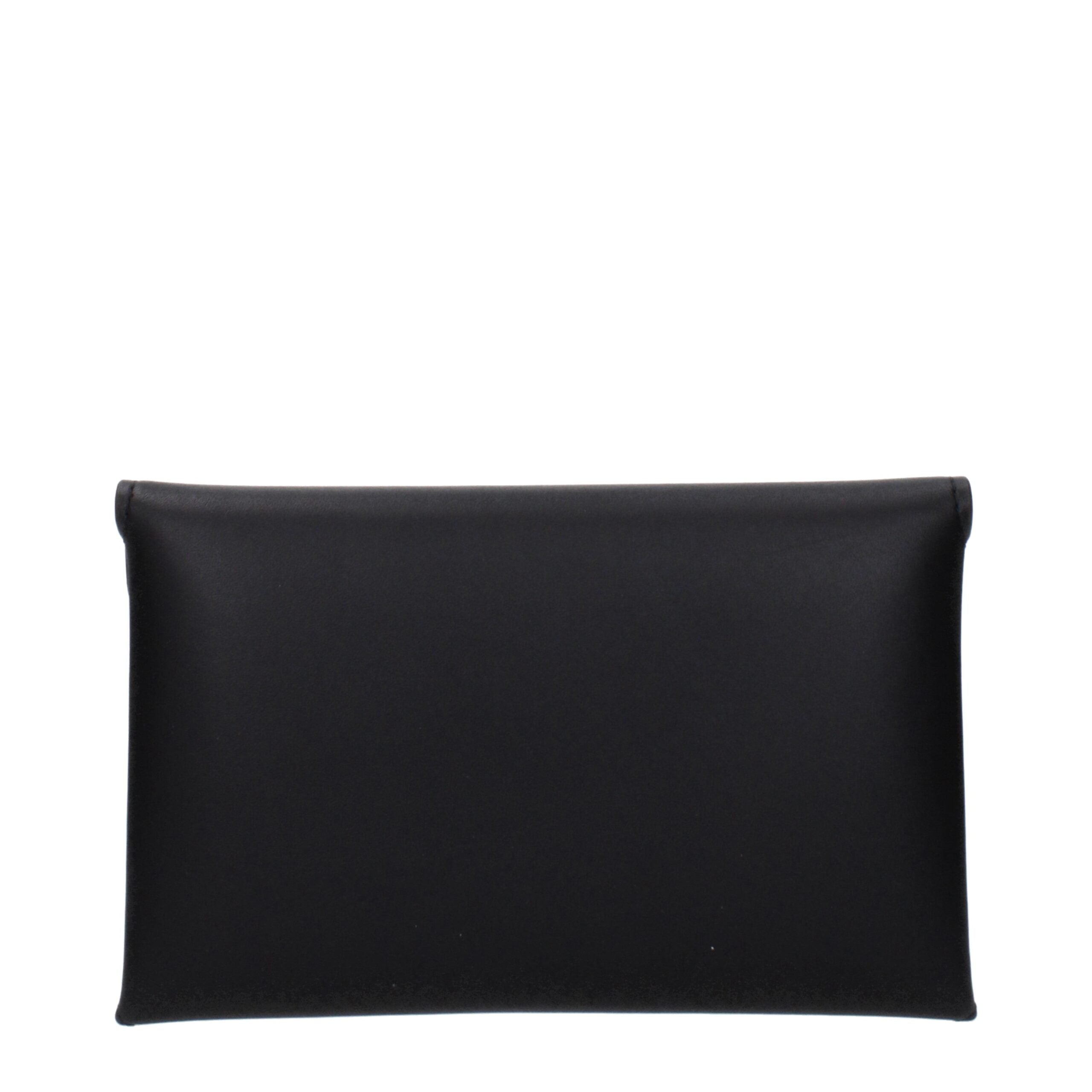 Black Leather Clutch BagDescription: The product with MPN 32F4T9JD7LBLACK and code F85041 leather in black is a clutches designed by Michael Kors. It has features like 2 inner clutch removable, front logo.Black Leather Clutch Bag${tagsMichael KorsAulae Bl
