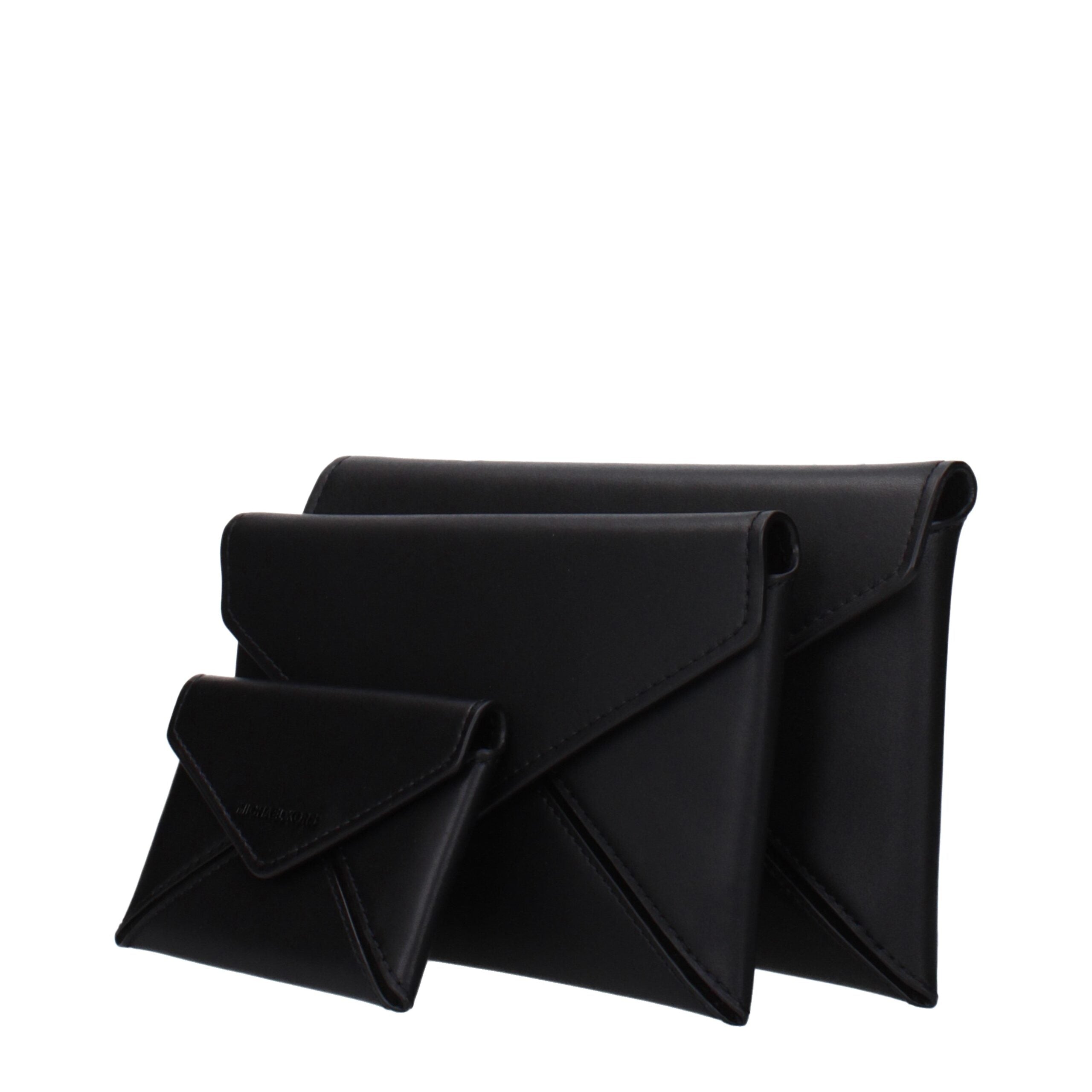 Black Leather Clutch BagDescription: The product with MPN 32F4T9JD7LBLACK and code F85041 leather in black is a clutches designed by Michael Kors. It has features like 2 inner clutch removable, front logo.Black Leather Clutch Bag${tagsMichael KorsAulae Bl