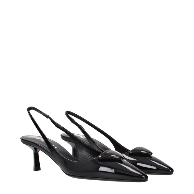 Black Leather Mid Heel PumpsDescription: The product with MPN 1I901MJHR055F0002 and code F84288 patent leather in black is a sandals designed by Prada. It has features like front logo.Black Leather Mid Heel Pumps${tagsPradaAulae Black Leather Mid Heel Pum