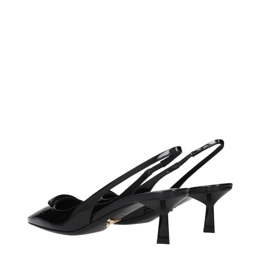 Black Leather Mid Heel PumpsDescription: The product with MPN 1I901MJHR055F0002 and code F84288 patent leather in black is a sandals designed by Prada. It has features like front logo.Black Leather Mid Heel Pumps${tagsPradaAulae Black Leather Mid Heel Pum