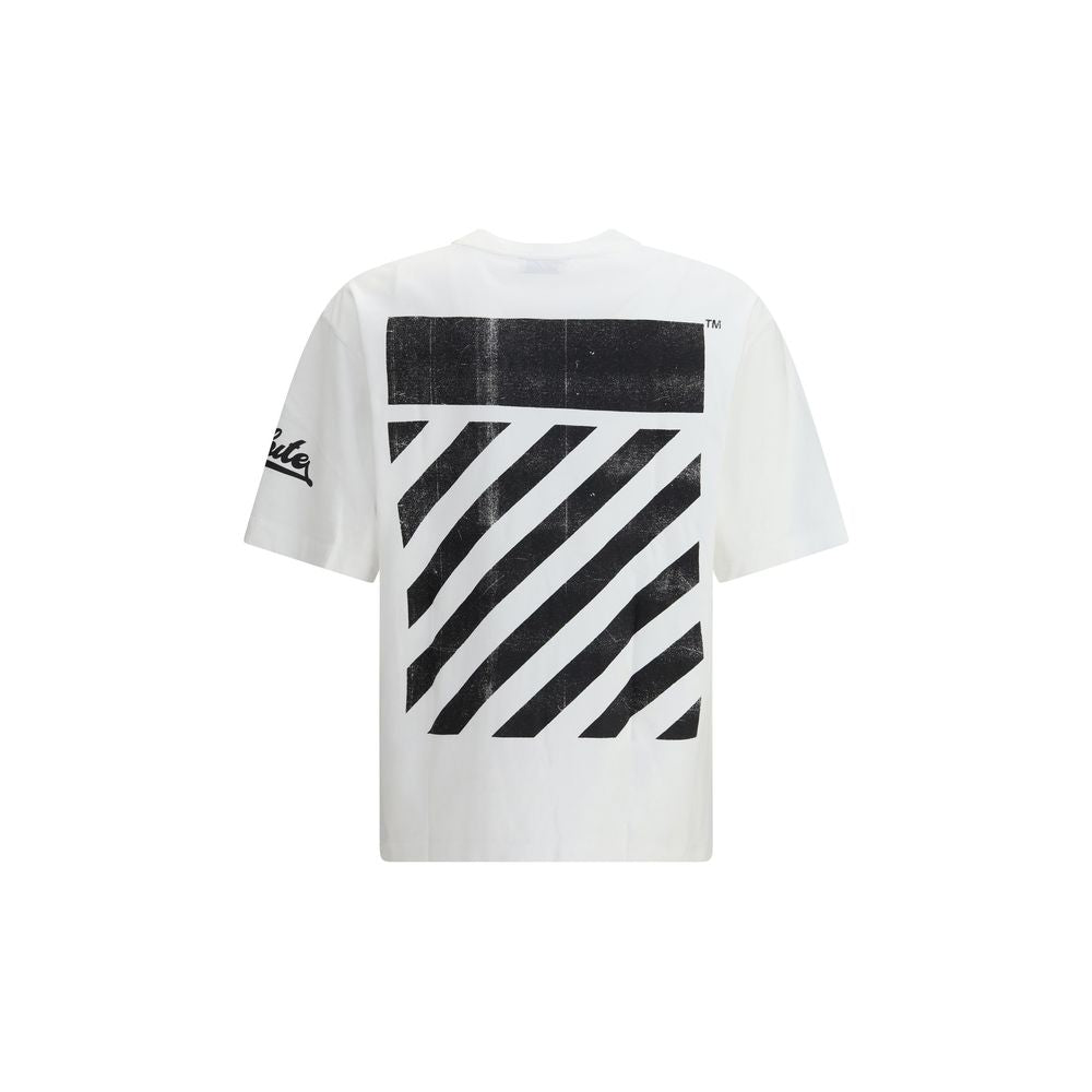 White Cotton T-ShirtThe Big Off Diagonal Skate Logo T-Shirt by Off-White embodies the brand’s avant-garde urban spirit with signature graphic details. Crafted from premium cotton, it features a minimalist crew neck, bold “OFF” motif at the front, and dist