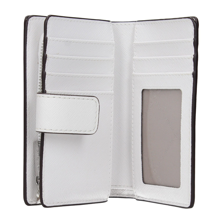 White Leather WalletDescription: The product with MPN 35R4STVF6LOPTICWHITE and code F85047 leather in white is a wallets designed by Michael Kors. It has features like front logo.White Leather Wallet${tagsMichael KorsAulae White Leather Wallet Michael Kor