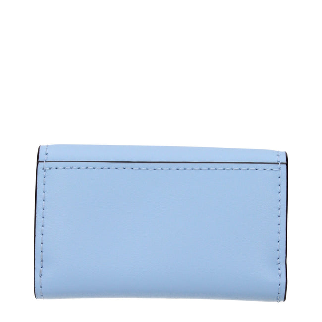 Light Blue Leather WalletDescription: The product with MPN 35S5S1YE0LLTSKY and code F85048 leather in heavenly is a coin purses designed by Michael Kors. It has features like front detail, front logo, external pocket.Light Blue Leather Wallet${tagsMichael