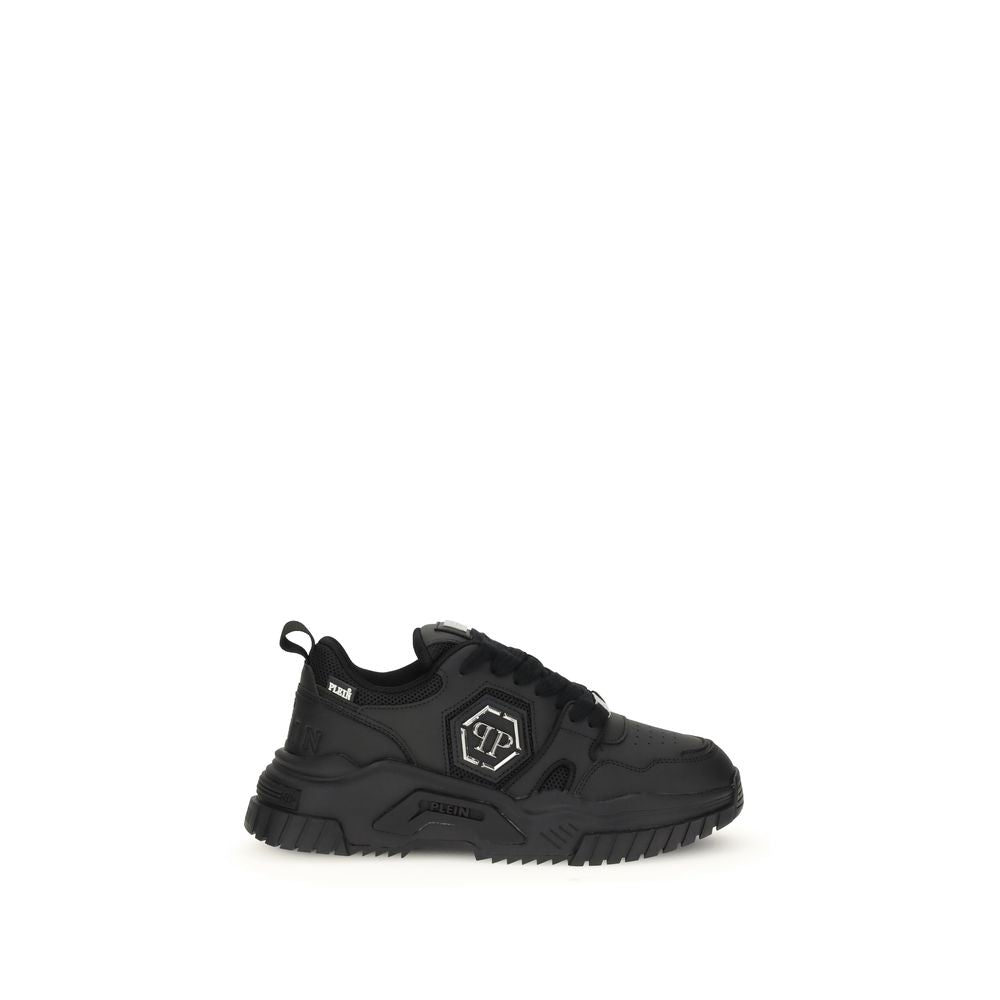 Black Polyester Athletic SneakersNew Predator Sneakers by Philipp Plein add a bold and distinctive touch to your look with their bold design and quality materials. Made of a blend of synthetic leather and mesh, they feature a logo patch on the outer quart