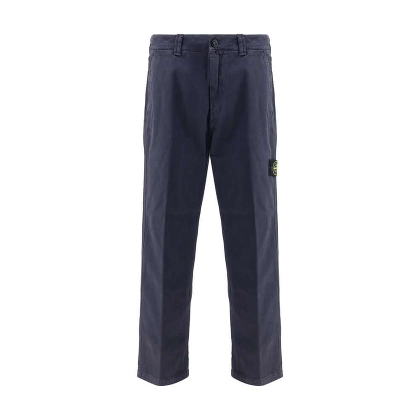 Purple Cotton Casual PantsThe Stone Island relaxed fit Trousers combine comfort with modern style. Designed with a regular waist and belt loops, they feature functional side pockets, back pockets, and the signature logo patch on the left leg. A versatile