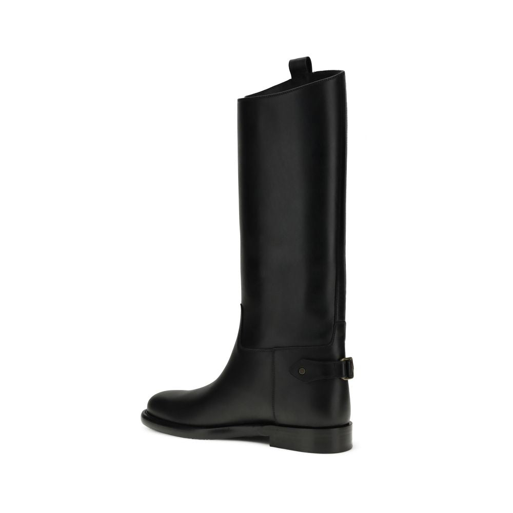 Black Calf Leather Bos Taurus Flat BootsLeather high Boots by Burberry combine essential lines and iconic details in a sleek, functional design. Featuring a flat sole and round toe, they offer a comfortable fit for everyday wear. There is a decorative buc