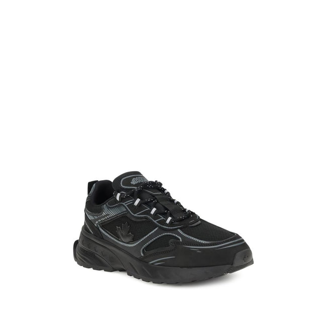 Black Calf Leather Bos Taurus Athletic SneakersSprinter Sneakers by Dsquared2 combine technical materials and modern design.Made of mesh and cracked-effect leather, they are enhanced with reflective details for increased visibility.Trekking-style laces em
