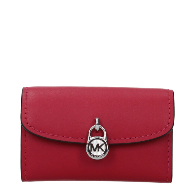 Red Leather WalletDescription: The product with MPN 35S5S1YE0LDKRASPBERRY and code F85048 leather in red is a coin purses designed by Michael Kors. It has features like front detail, front logo, external pocket.Red Leather Wallet${tagsMichael KorsAulae Re