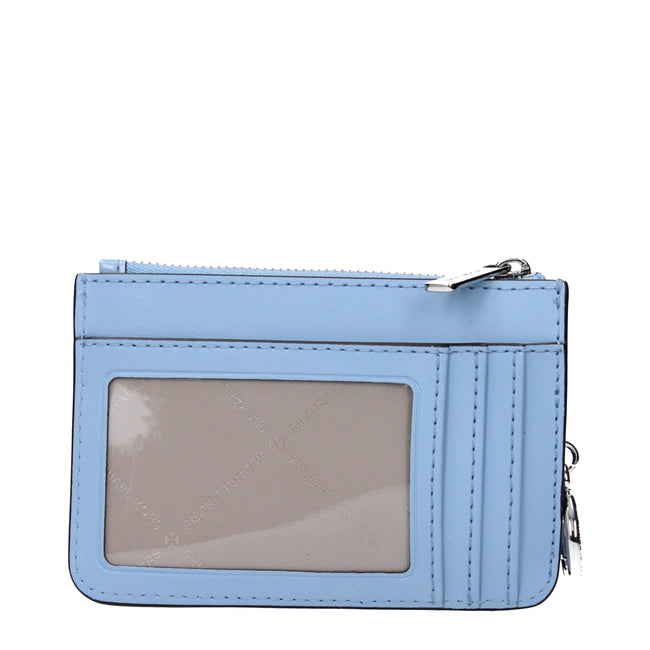 Light Blue Leather WalletDescription: The product with MPN 35T5STVP1ALTSKY and code F85050 patent leather in heavenly is a coin purses designed by Michael Kors. It has features like front logo.Light Blue Leather Wallet${tagsMichael KorsAulae Light Blue Le