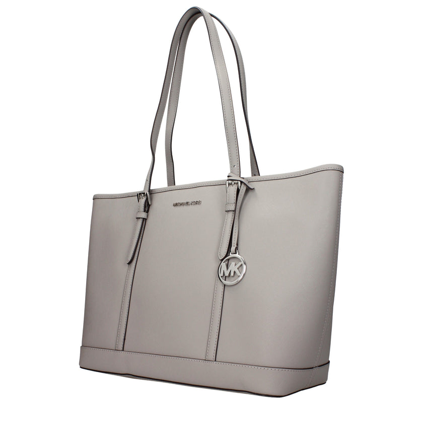 Gray Leather Shoulder BagsDescription: The product with MPN 35T0STVL9LPEARLGREY and code F85067 leather in gray is a shoulder bags designed by Michael Kors. It has features like front logo, front detail, removable details.Gray Leather Shoulder Bags${tagsM