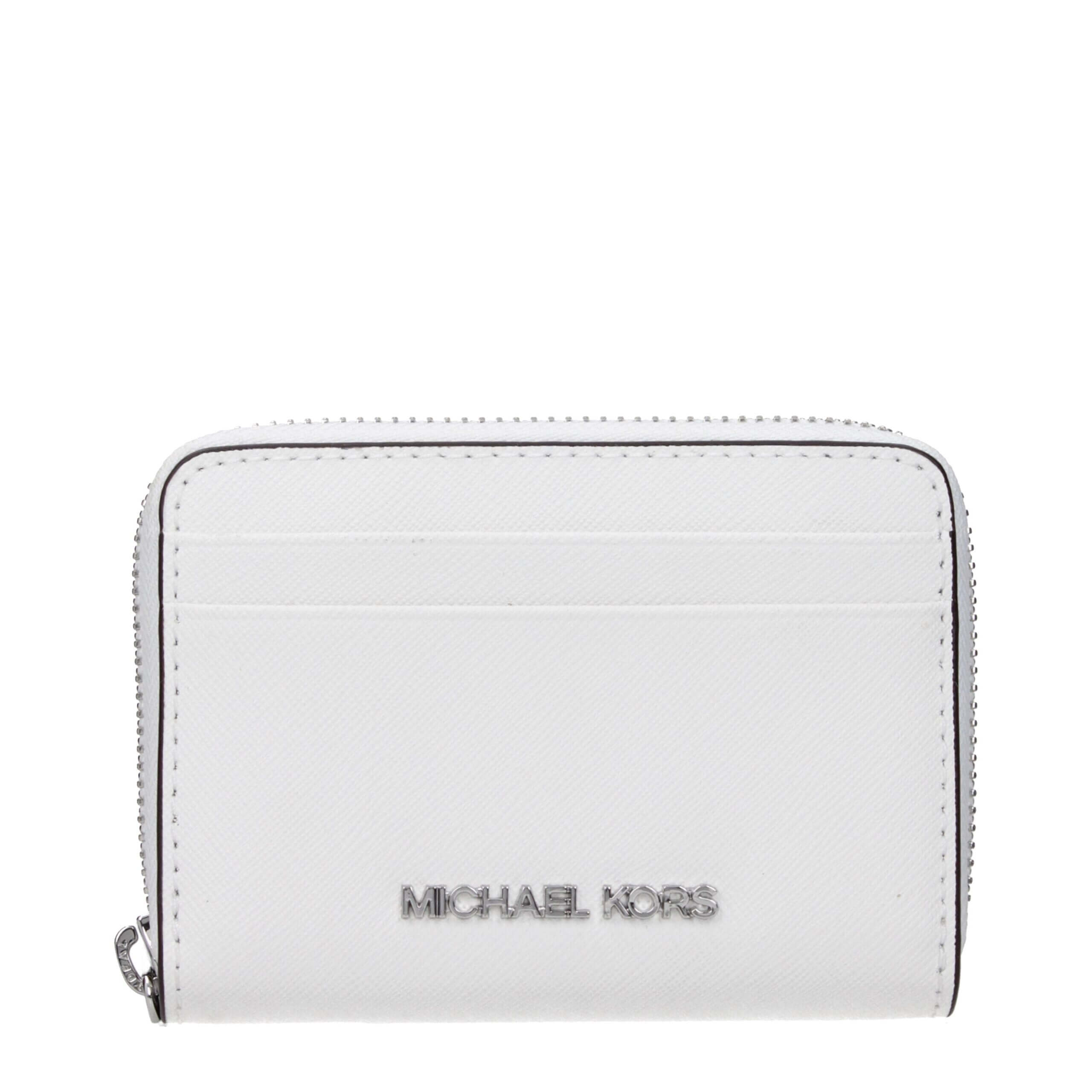White Leather CardholderDescription: The product with MPN 35H8STVZ5LOPTICWHITE and code F85081 leather in white is a document holders designed by Michael Kors. It has features like front logo.White Leather Cardholder${tagsMichael KorsAulae White Leather C