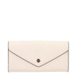 Beige Leather WalletDescription: The product with MPN 35F3GTVE7LLTCREAM and code F85083 leather in beige is a wallets designed by Michael Kors. It has features like front logo, external pocket.Beige Leather Wallet${tagsMichael KorsAulae Beige Leather Wall