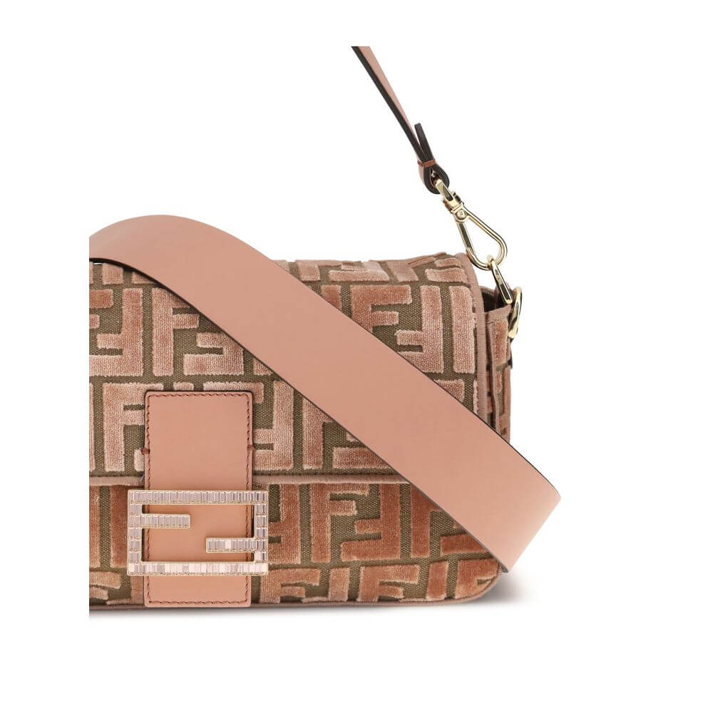 Multicolor Calf Leather Bos Taurus Shoulder BagBaguette Shoulder Bag by Fendi is made of jacquard velvet with iconic embossed FF pattern. It is decorated with a refined FF closure embellished with crystals and completed with a front flap with a magnetic b