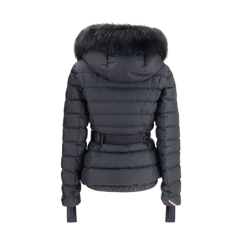 Black Polyamide CoatThe Beverley Down Jacket by Moncler Grenoble is designed for skiing and outdoor activities. Crafted from 2L technical nylon, it ensures breathability and protection, while its down-filled padding provides lightweight warmth. Featuring